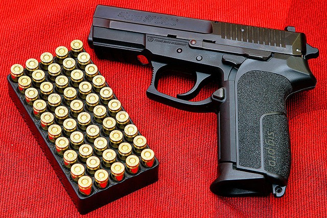 боевой sig sauer sp2022